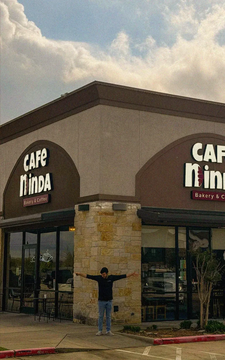 cafe-ninda-image-loop-4